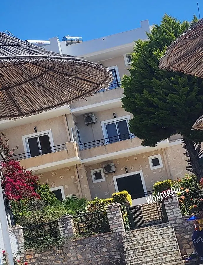 Amelie'S Apartments & Beach Saranda Sarandë
