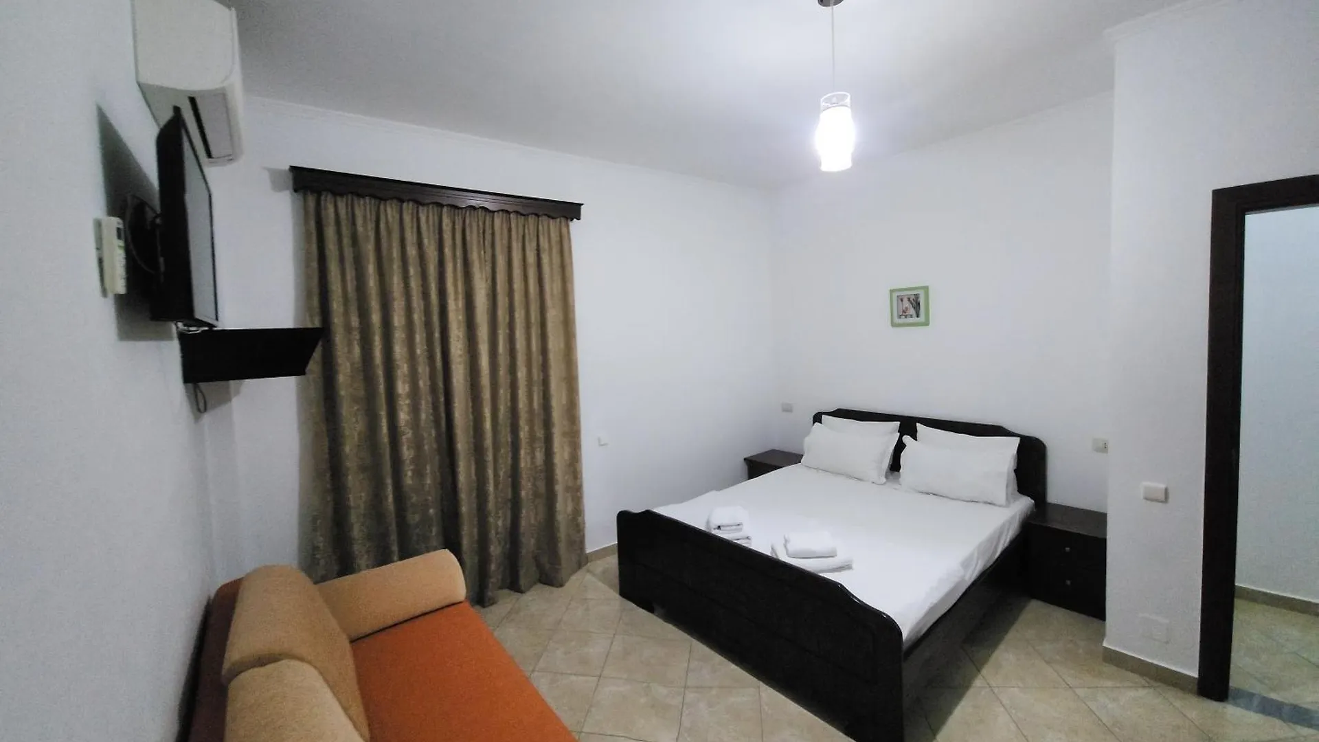 Amelie'S Apartments & Beach Saranda
