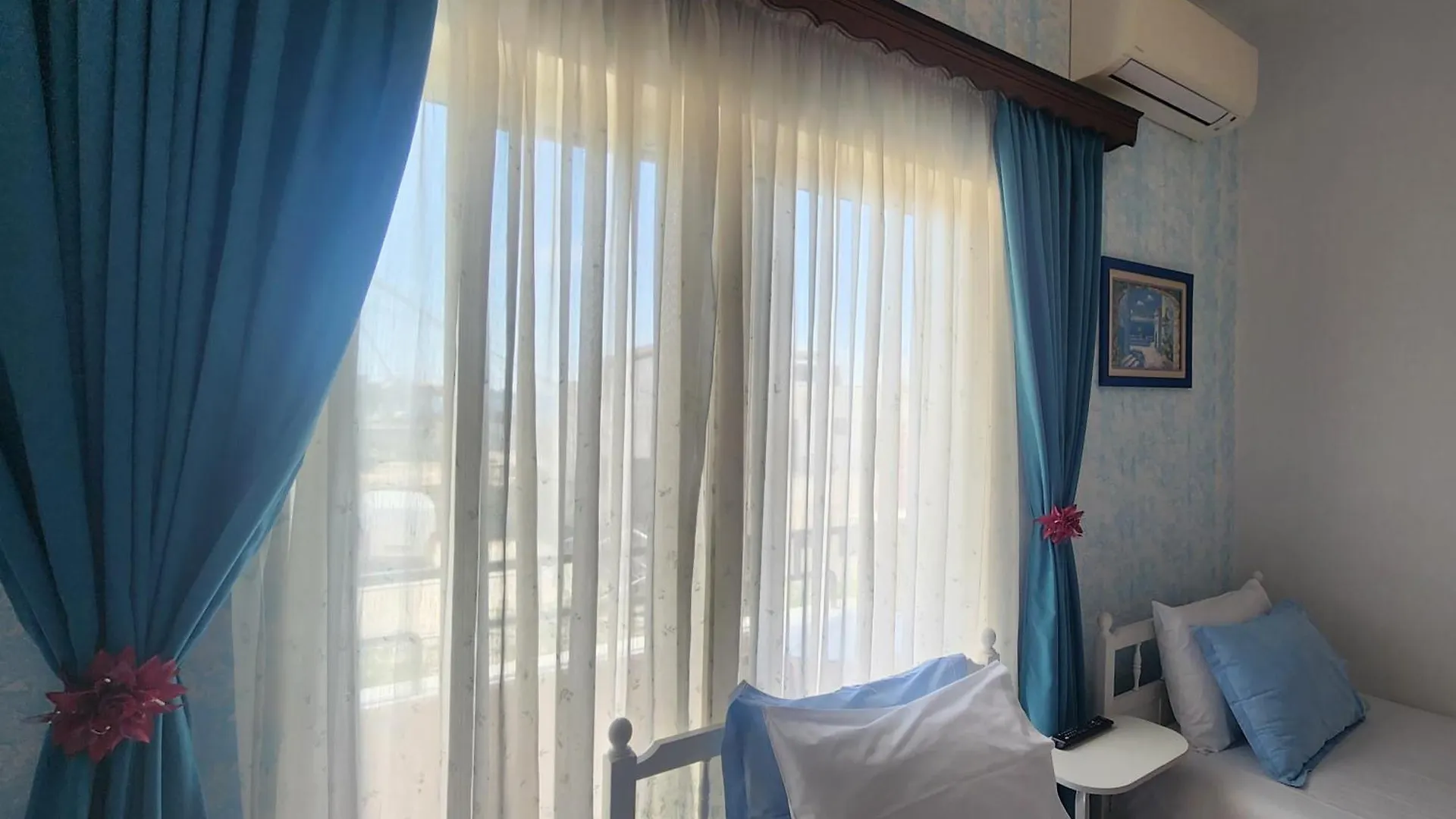 Amelie'S Apartments & Beach Saranda Hotel